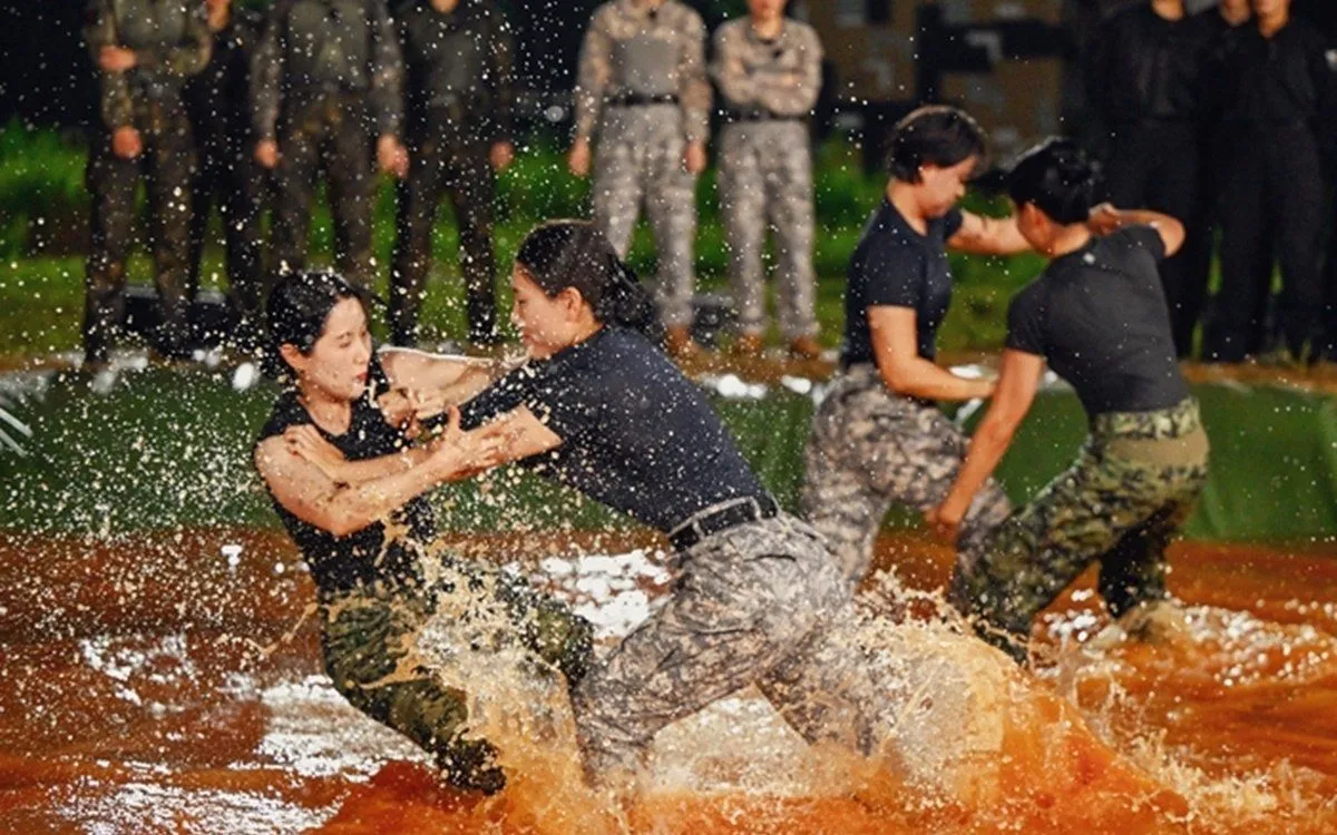 The Iron Squad phiên bản nữ  - Ảnh: Chanel A