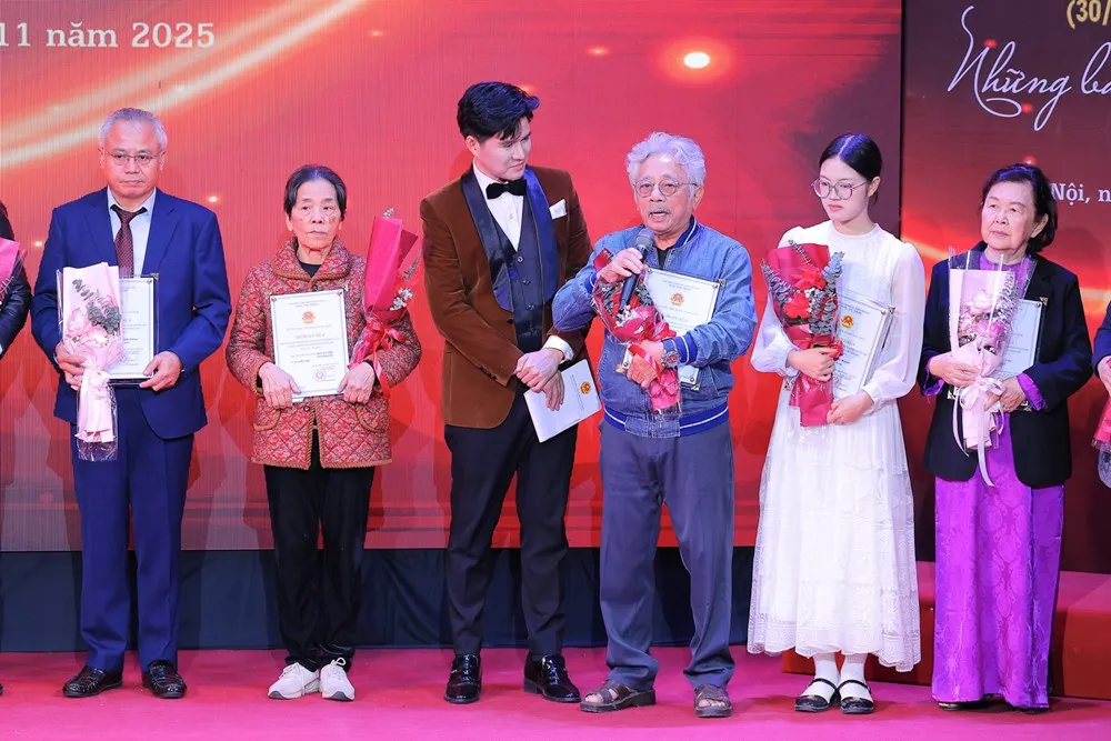 Khích lệ văn nghệ sĩ sáng tác những tác phẩm “sống mãi với thời gian” - Ảnh 6.