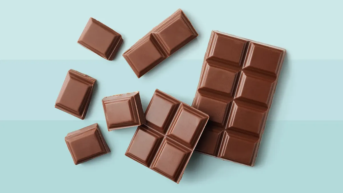 Khám phá 7 lợi ích sức khỏe bất ngờ khi ăn chocolate đen mỗi ngày - Ảnh 1.