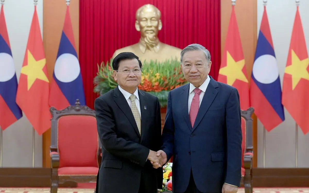 Tổng Bí thư Tô Lâm gặp Tổng Bí thư, Chủ tịch nước Lào Thongloun Sisoulith vào tháng 10/2025 (Ảnh: ND)