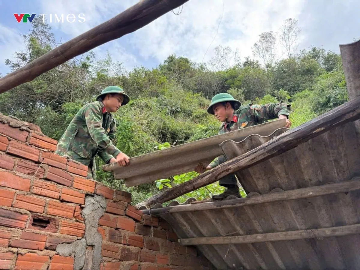 “Chiến dịch Quang Trung” xây mới hàng trăm căn nhà cho dân vùng lũ - Ảnh 3.