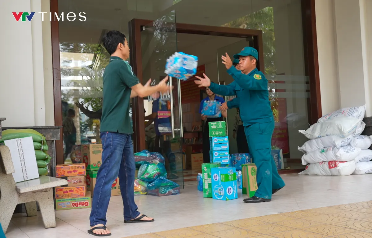 TP Hồ Chí Minh: Kiểm soát chặt việc ủng hộ, cứu trợ bà con vùng lũ, tránh bị trục lợi- Ảnh 6.