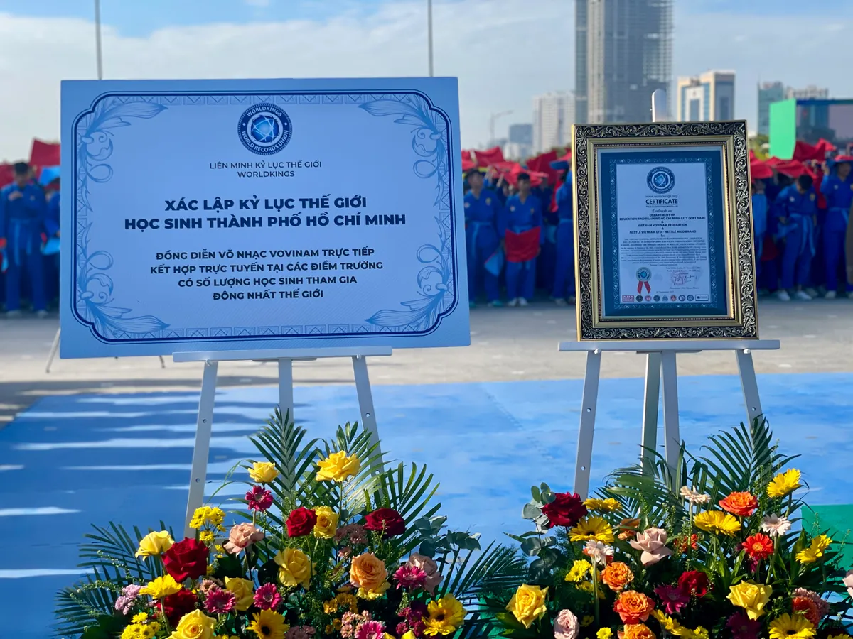 60.000 học sinh TP Hồ Chí Minh xác lập kỷ lục thế giới đồng diễn Vovinam - Ảnh 9.