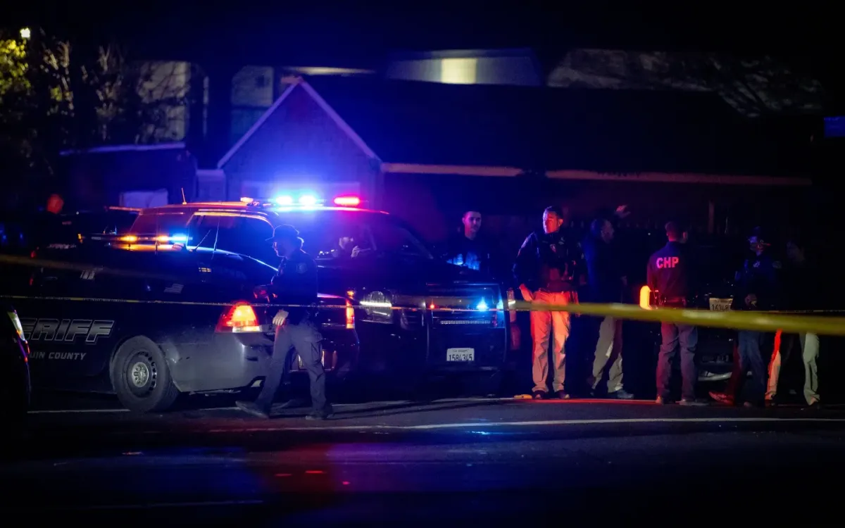 Lực lượng chức năng tại hiện trường vụ xả súng ở TP Stockton, bang California (Ảnh: AP)