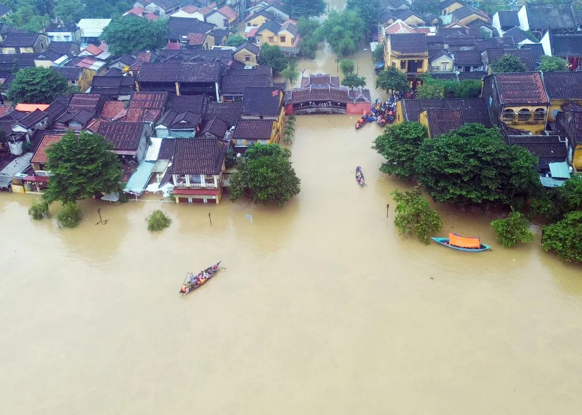 Nguy cơ cúm mùa gia tăng: Giải pháp bảo vệ người mắc đái tháo đường, tim mạch, huyết áp cao - Ảnh 1.