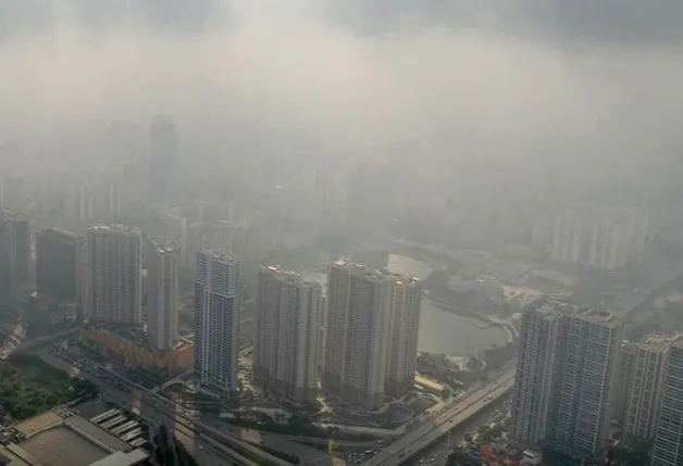 Chất lượng không khí ô nhiễm tại Hà Nội tăng cao.