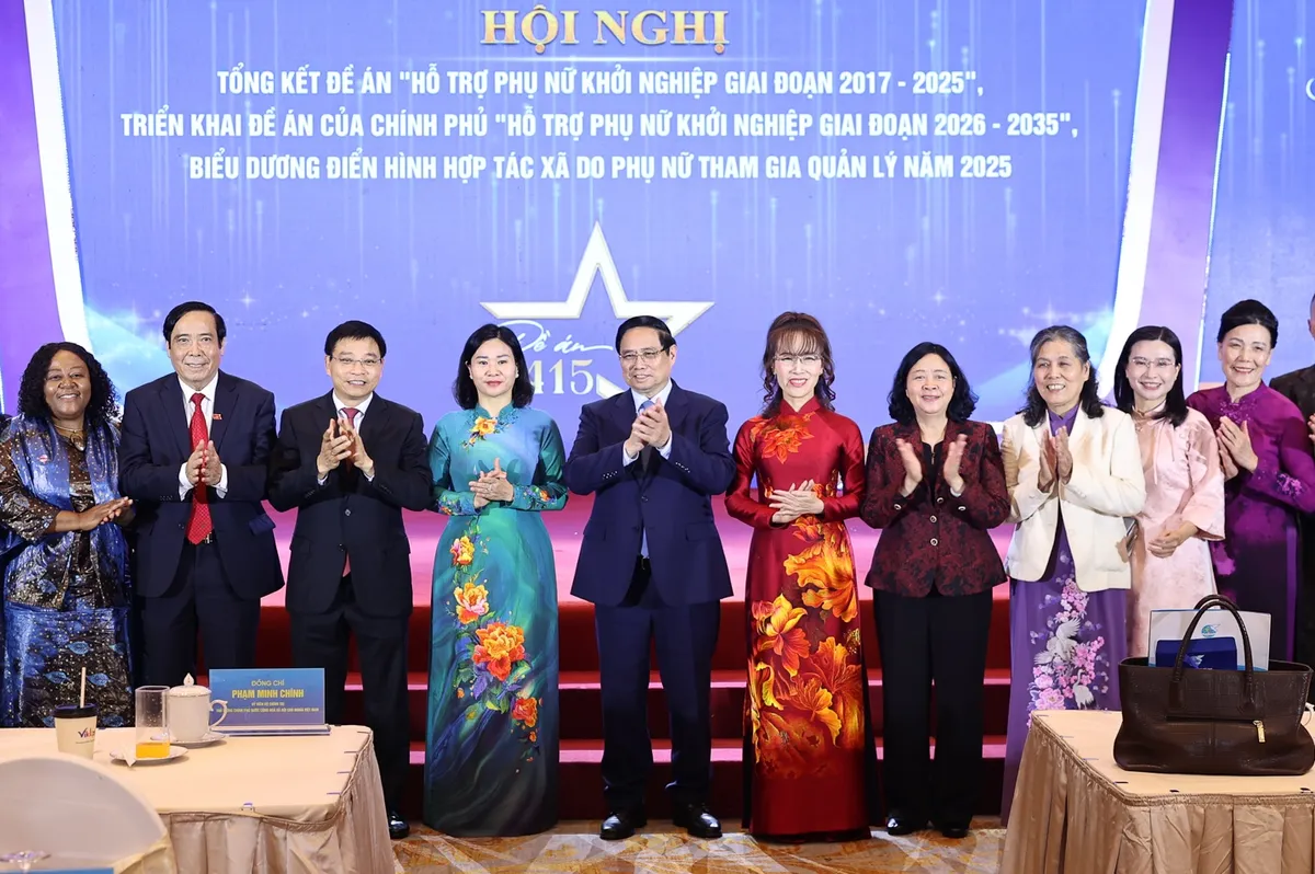 Tiến sĩ Nguyễn Thị Phương Thảo: Chị em chính là những “nữ chiến binh thầm lặng” của kinh tế tư nhân  - Ảnh 7.