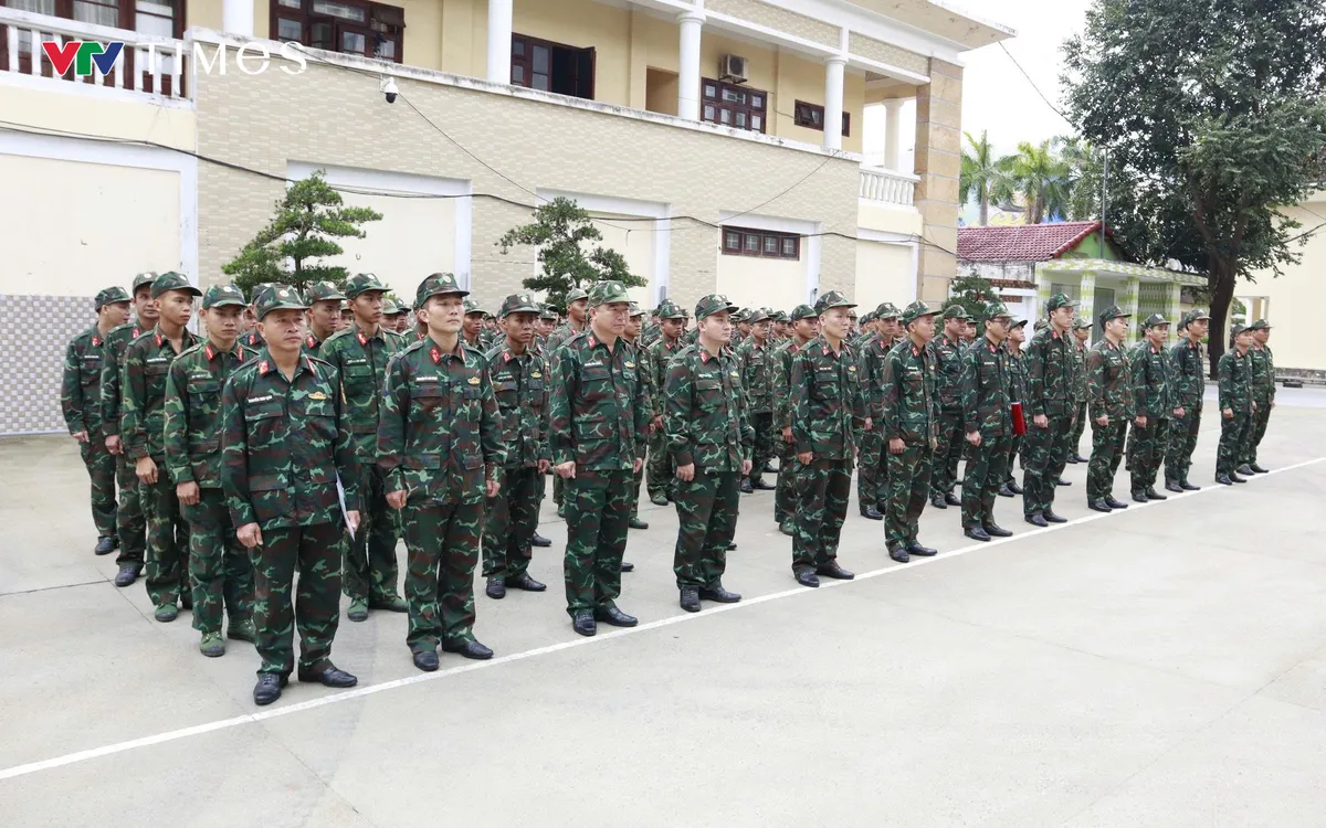 Đà Nẵng xuất quân thực hiện “Chiến dịch Quang Trung” xây nhà cho dân vùng lũ Đắk Lắk.