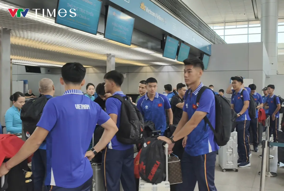 U22 Việt Nam lên đường sang Thái Lan, sẵn sàng chinh phục HCV SEA Games 33- Ảnh 3.