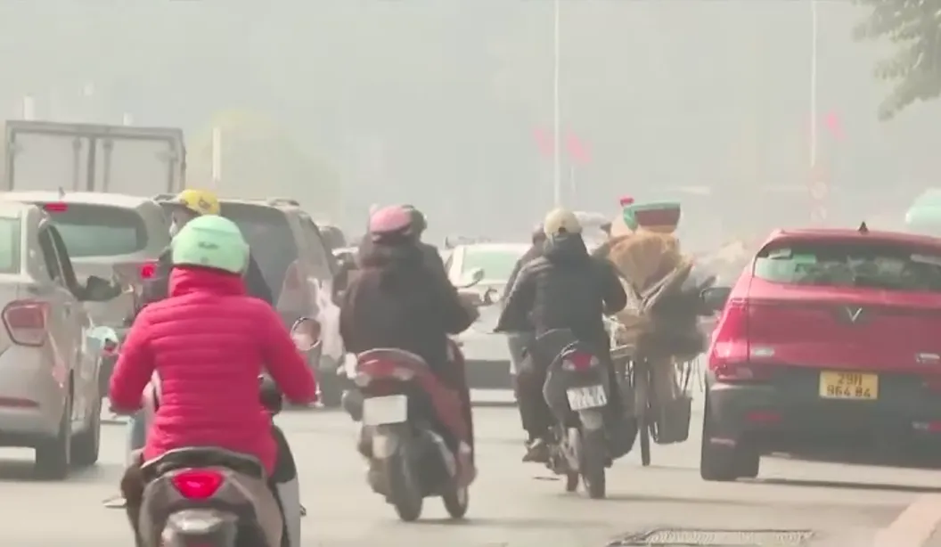 Chất lượng không khí ở Hà Nội ở mức xấu - Ảnh 1.