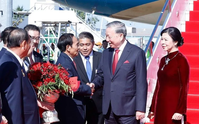 Tổng Bí thư Tô Lâm và Phu nhân đến Thủ đô Vientiane, bắt đầu thăm cấp Nhà nước tới Lào - Ảnh 4.