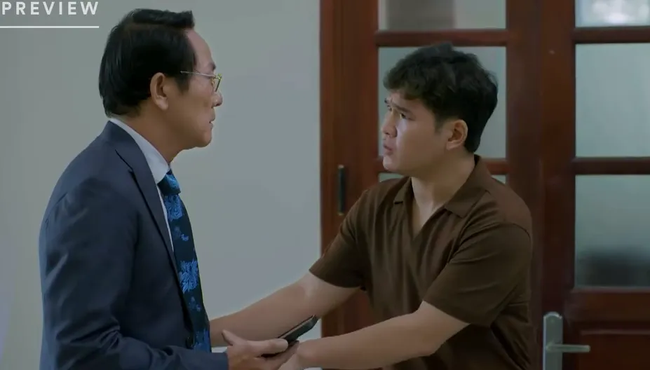 Gia đình trái dấu - Tập 1: Chồng đang họp, 'công chúa' vợ gọi cháy máy- Ảnh 1. Gia đình trái dấu - Tập 1: Chồng đang họp, 'công chúa' vợ gọi cháy máy- Ảnh 1.