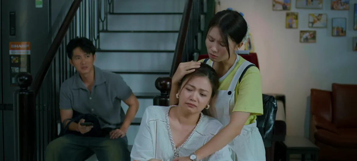 Gia đình trái dấu - Tập 1: Mất chức sau sáp nhập, cựu Trưởng phòng cay đắng bị nhân viên cũ lên mặt- Ảnh 9.