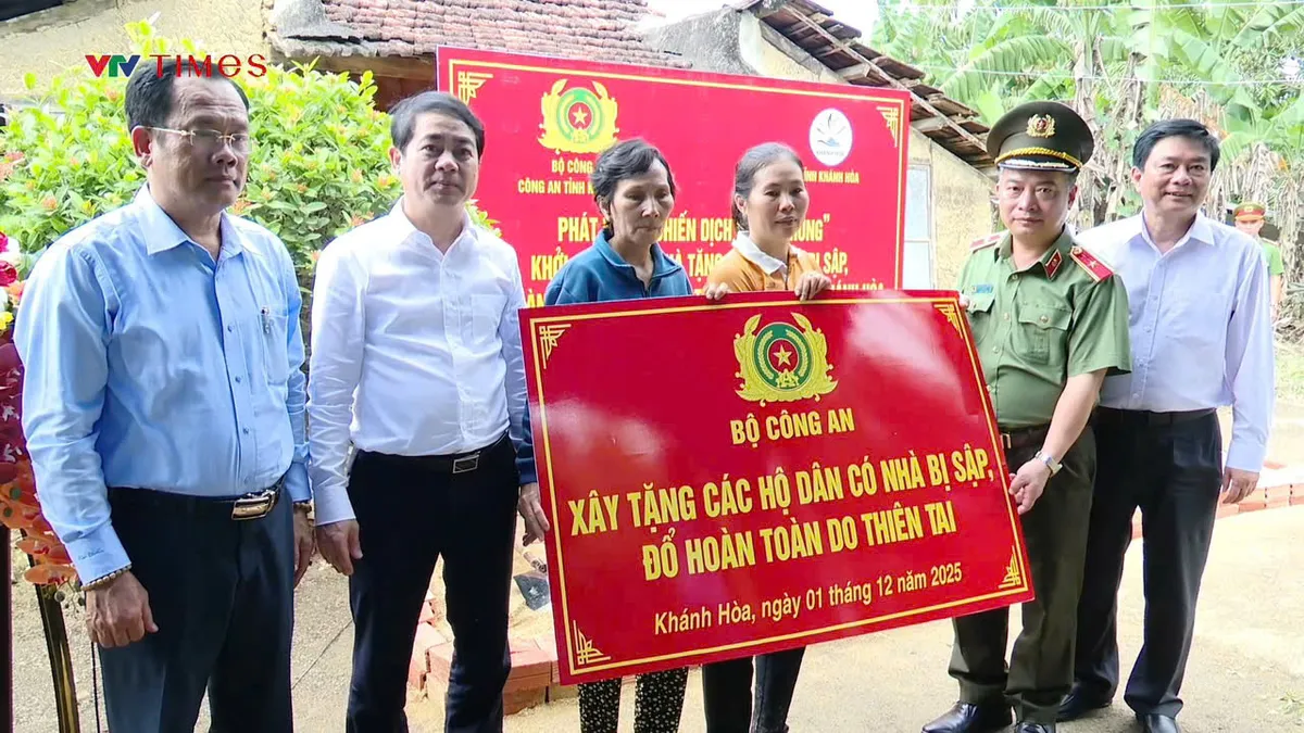 “Chiến dịch Quang Trung”: Khánh Hòa khởi công xây dựng nhà ở cho nhân dân bị thiệt hại do mưa lũ - Ảnh 3.