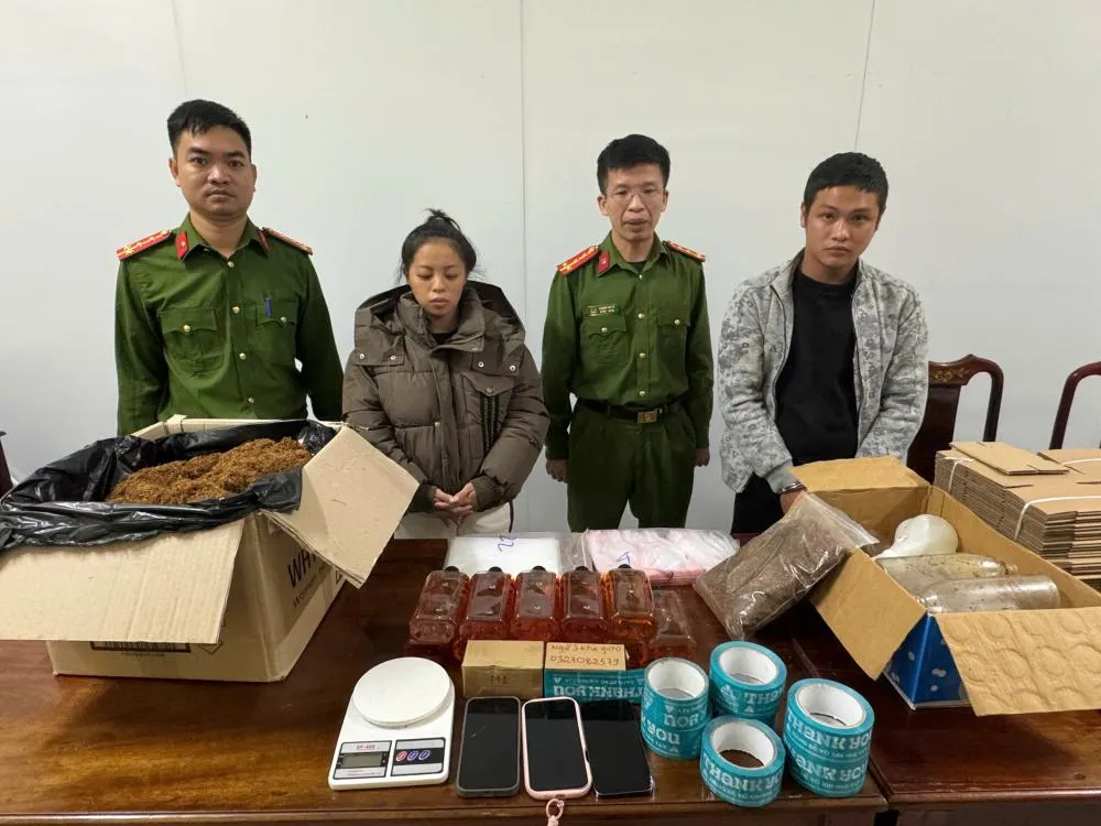 Bắt đôi nam nữ sản xuất, mua bán ma túy hướng thần cực mạnh qua Telegram - Ảnh 1.