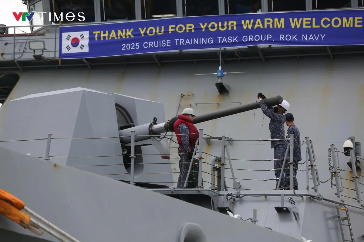 Tàu huấn luyện ROKS Hansando của Hải quân Hàn Quốc thăm hữu nghị Đà Nẵng - Ảnh 5.