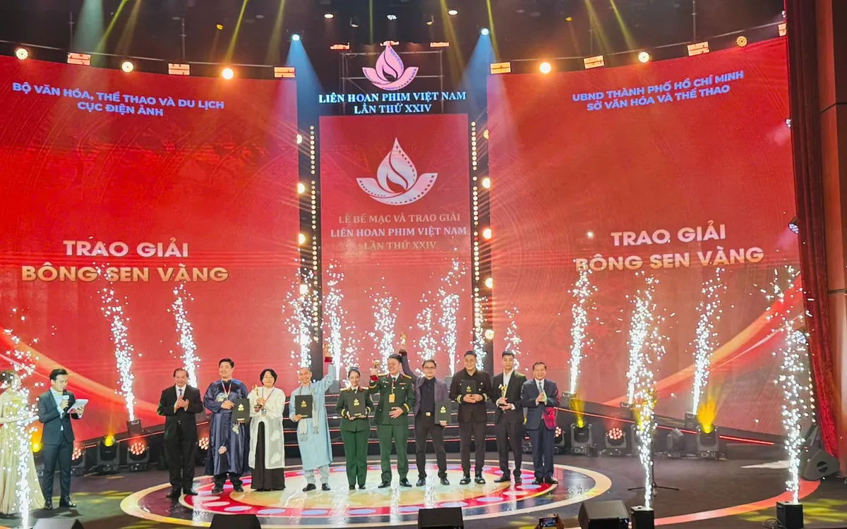 "Cặp đôi" Dế mèn, Trạng Quỳnh nhí cùng xuất sắc giành  Bông Sen Vàng tại LHP Việt Nam 2025