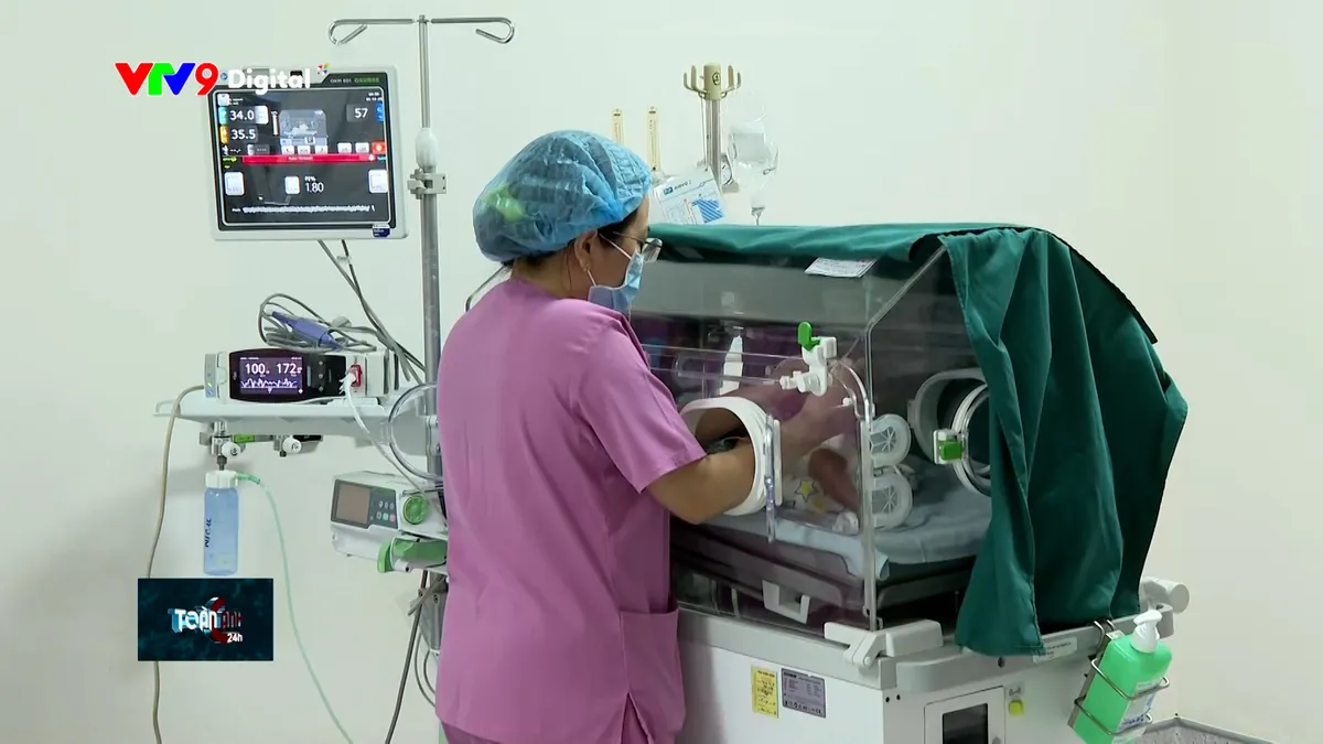 Kỳ tích cứu bé sinh non 23 tuần tuổi