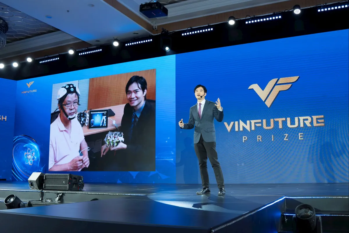 VinFuture 2025: Nhà khoa học Việt nói về hy vọng chế tạo tim nhân tạo gắn ngoài cơ thể - Ảnh 3.