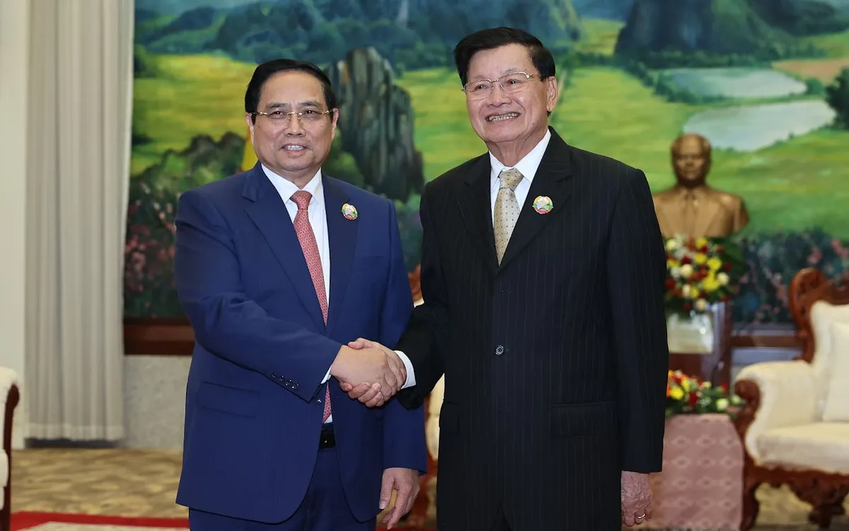 Thủ tướng Chính phủ Phạm Minh Chính hội kiến Tổng Bí thư, Chủ tịch nước Lào Thongloun Sisoulith - Ảnh: VGP/Nhật Bắc