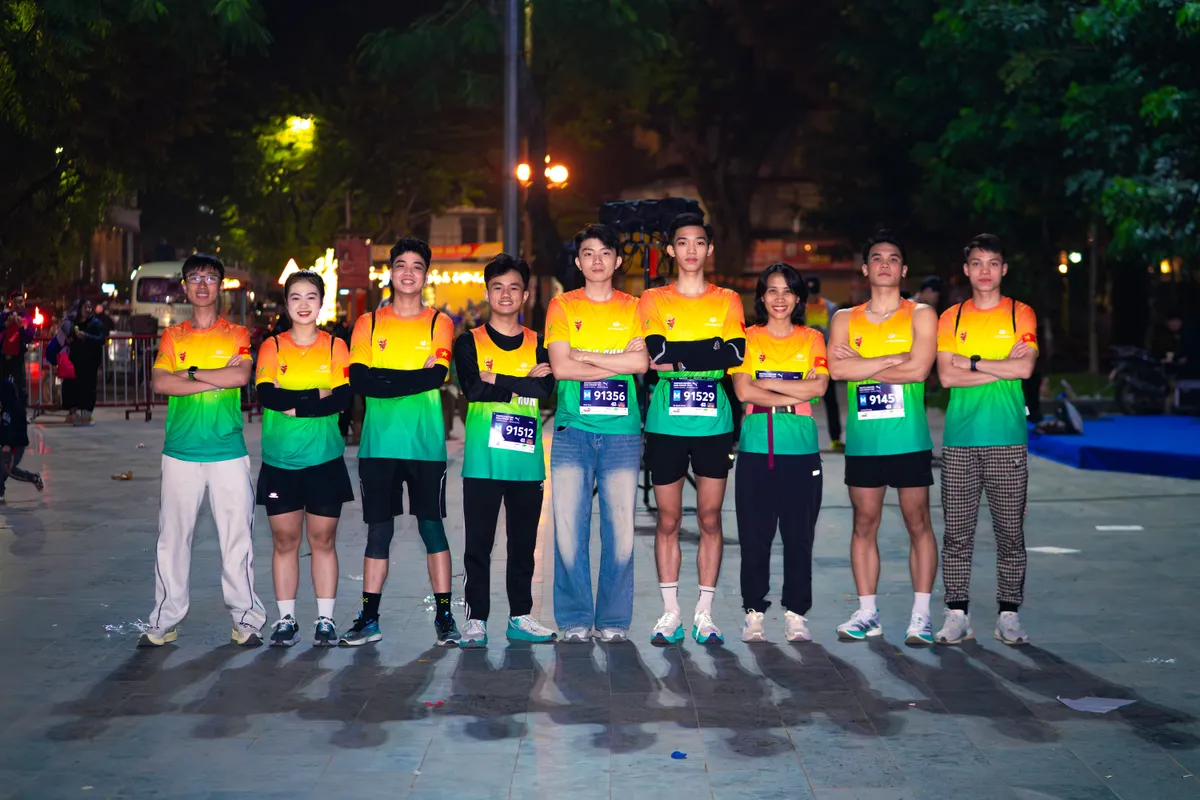 Kỷ lục Việt Nam: Giải chạy ghi dấu c&oacute; đ&ocirc;ng sinh vi&ecirc;n tham dự nhất

- Ảnh 3.