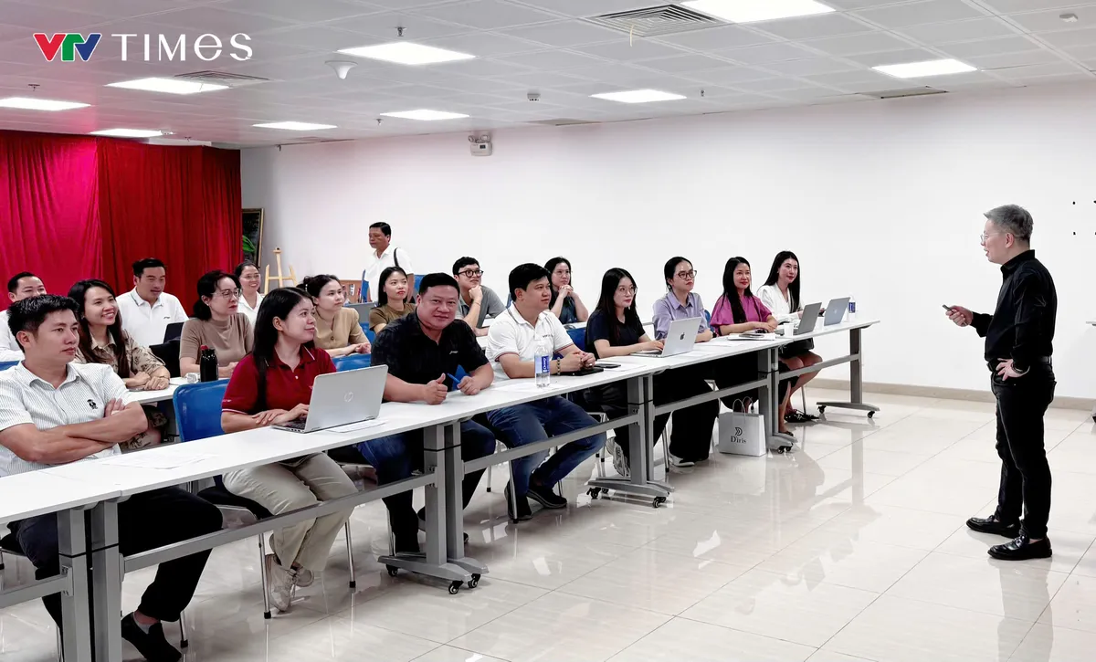 Quản trị khủng hoảng truyền thông: Cơ quan báo chí cần chuẩn bị gì trong thời đại số?- Ảnh 4. Quản trị khủng hoảng truyền thông: Cơ quan báo chí cần chuẩn bị gì trong thời đại số?- Ảnh 4.