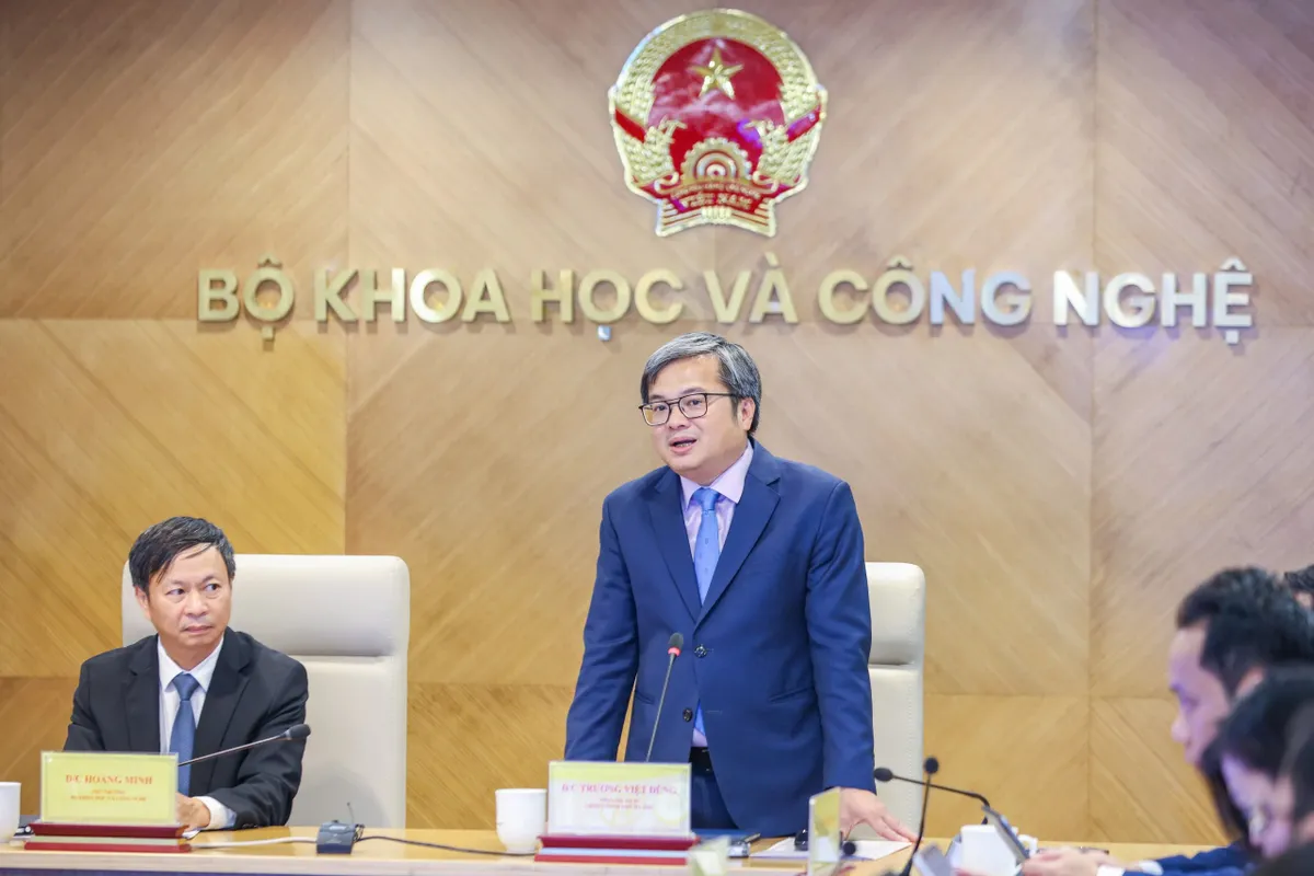 TECHFEST Việt Nam 2025 chuyển từ mô hình 'sự kiện hội trường sang không gian mở'- Ảnh 2. TECHFEST Việt Nam 2025 chuyển từ mô hình 'sự kiện hội trường sang không gian mở'- Ảnh 2.