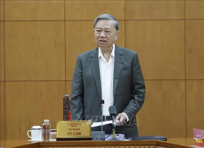 Tổng Bí thư Tô Lâm: Chuyển tư duy chăm sóc y tế cho người khuyết tật sang cách tiếp cận xã hội hòa nhập - Ảnh 1.