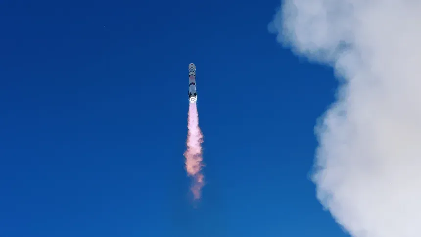 Tên lửa tái sử dụng Trung Quốc nổ tung trong lần thử quỹ đạo đầu tiên - Ảnh 1.