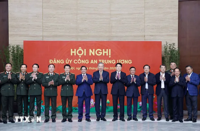 Khẳng định vai trò nòng cốt trong bảo vệ an ninh quốc gia - Ảnh 2.