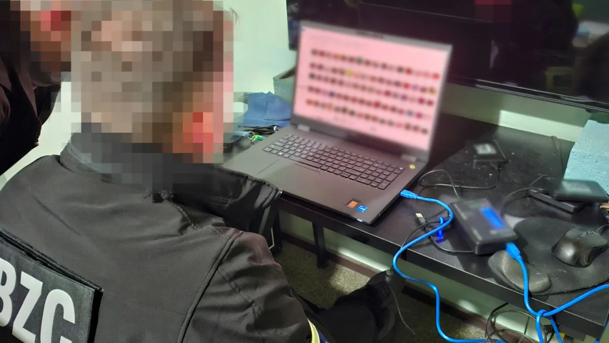 Ba Lan triệt phá đường dây tội phạm ấu dâm lớn nhất từ trước đến nay - Ảnh 1.