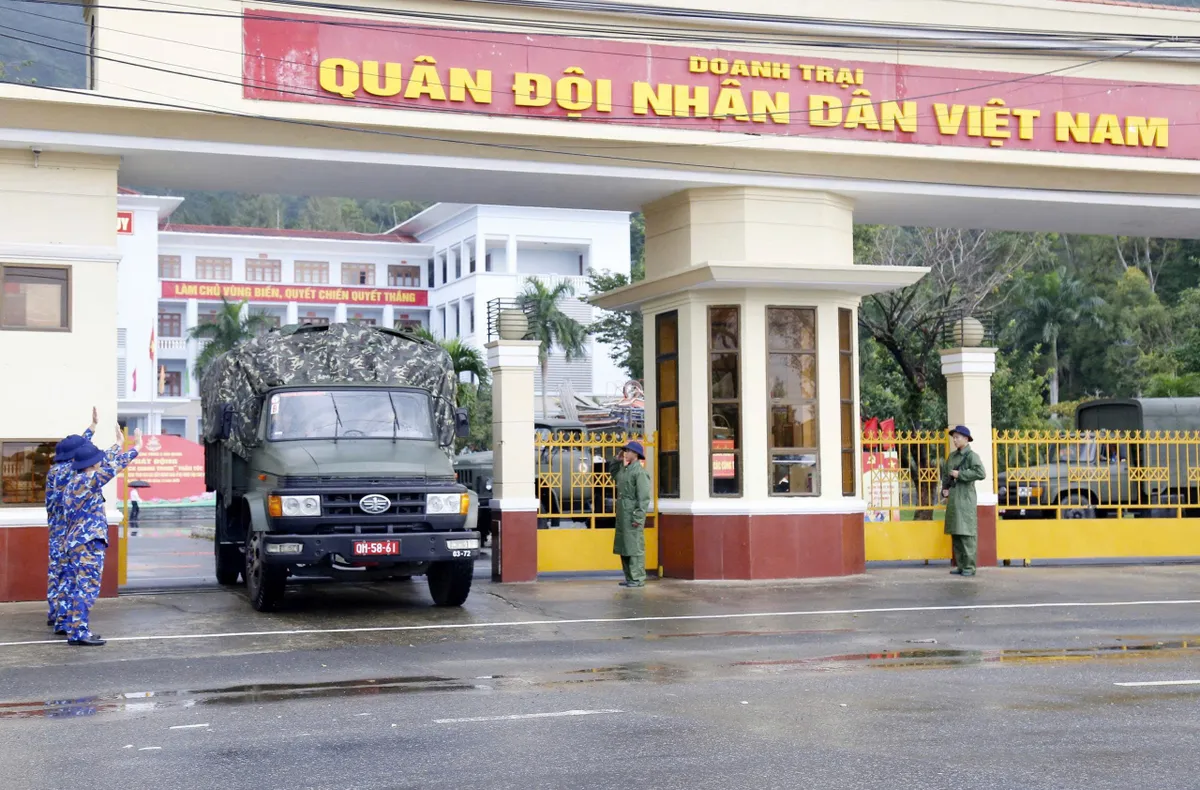Vùng 3 Hải quân xuất quân thực hiện "Chiến dịch Quang Trung" - Ảnh 3.