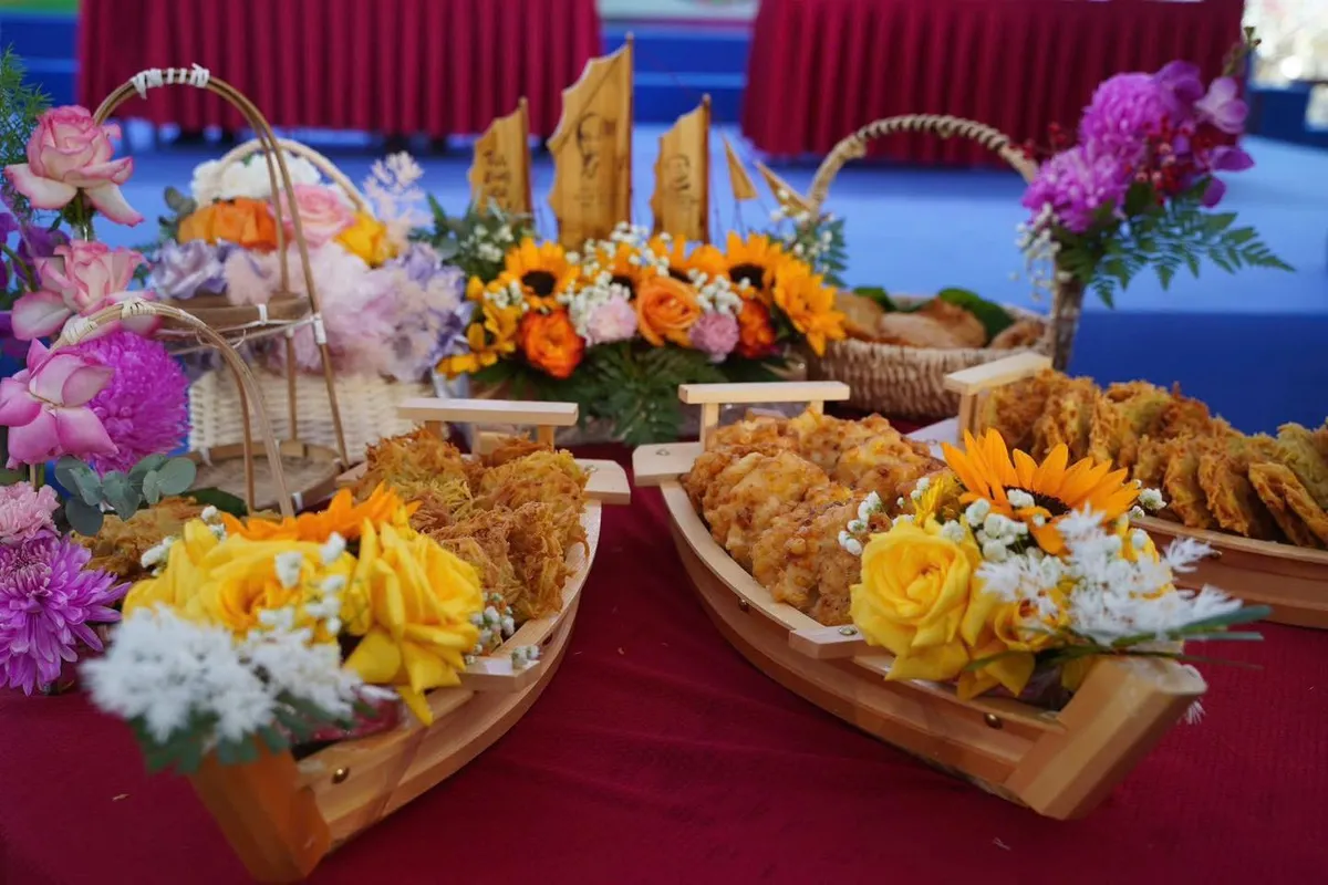 Nhiều hoạt động văn hóa đặc sắc tại Lễ hội truyền thống Lễ giỗ Bà Phi Yến - Ảnh 8.