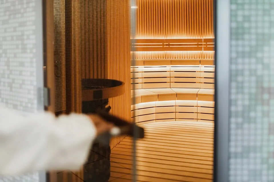 X&ocirc;ng hơi bao nhi&ecirc;u lần mỗi tuần tốt cho tim mạch?- Ảnh 1.