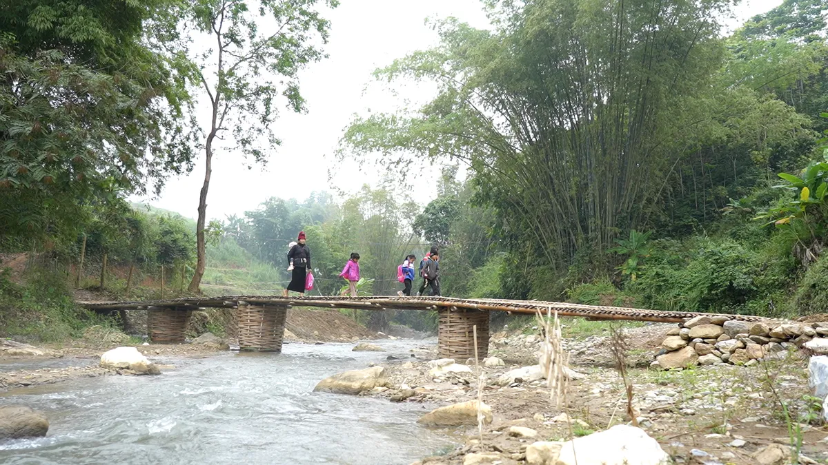 Gió lạnh vùng cao và mong ước một điểm trường kiên cố cho học trò Bản Hịa - Ảnh 2.