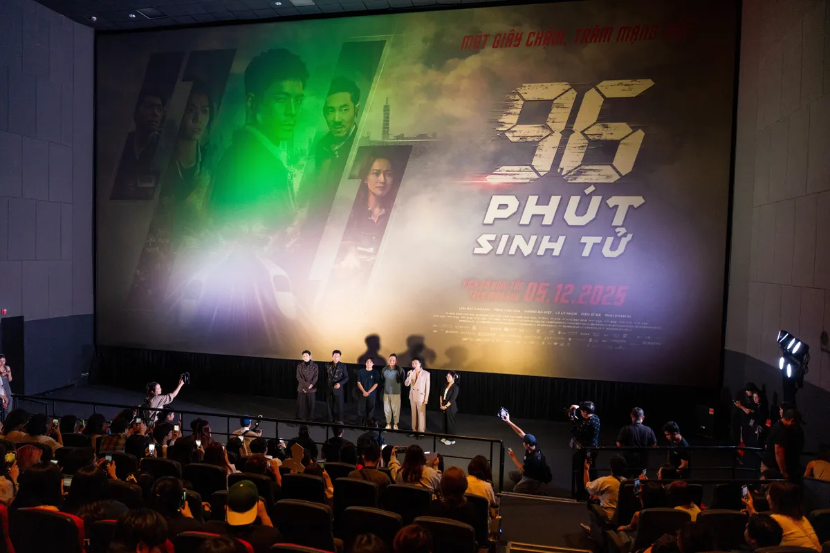 Lâm Bách Hoành bất ngờ với tình cảm của khán giả tại TP Hồ Chí Minh- Ảnh 3.