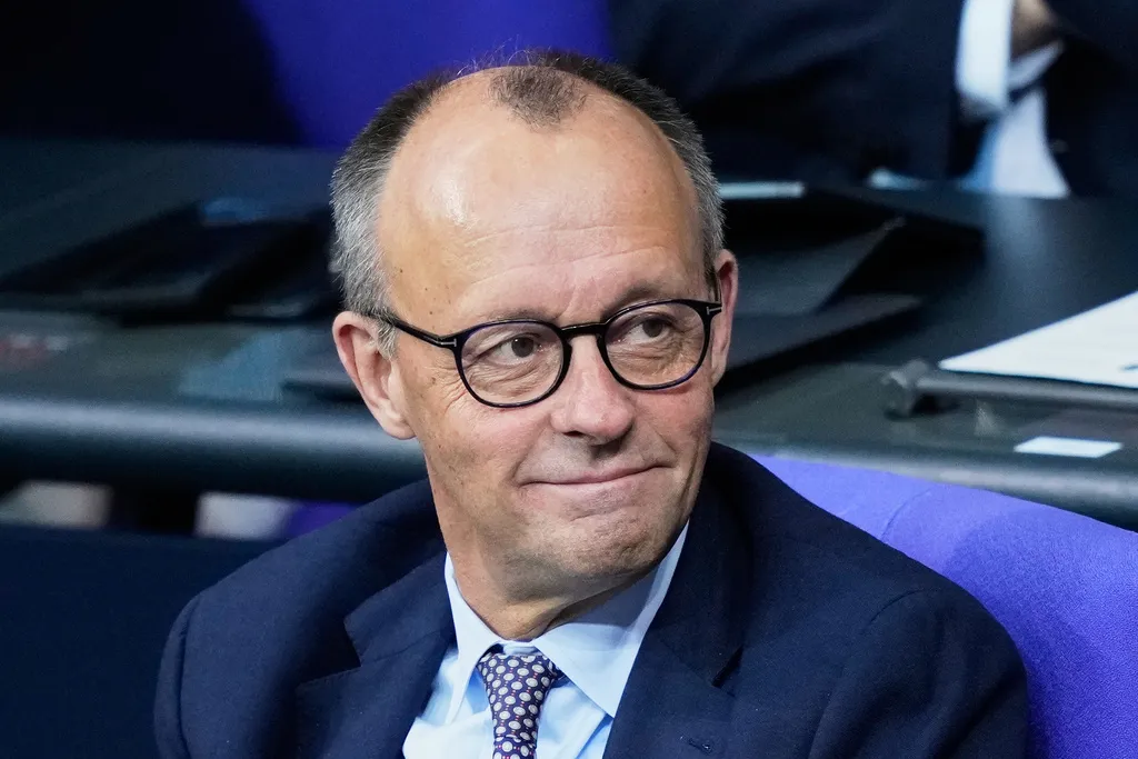 Đức thông qua gói cải cách lương hưu gây tranh cãi - Ảnh 1.