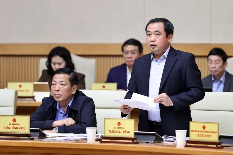 Thủ tướng: Phải bảo đảm “mọi người đều có nhà, mọi gia đình đều có Tết” - Ảnh 7.