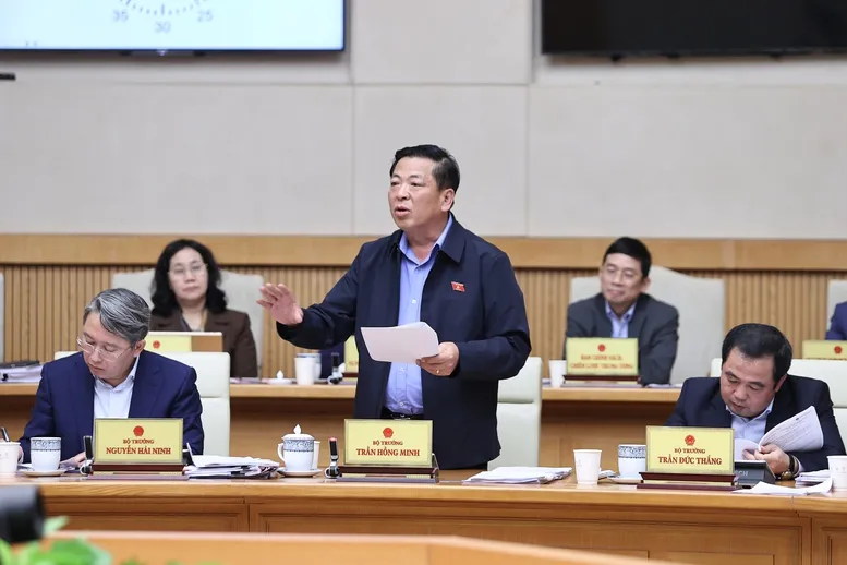 Thủ tướng: Phải bảo đảm “mọi người đều có nhà, mọi gia đình đều có Tết” - Ảnh 5.