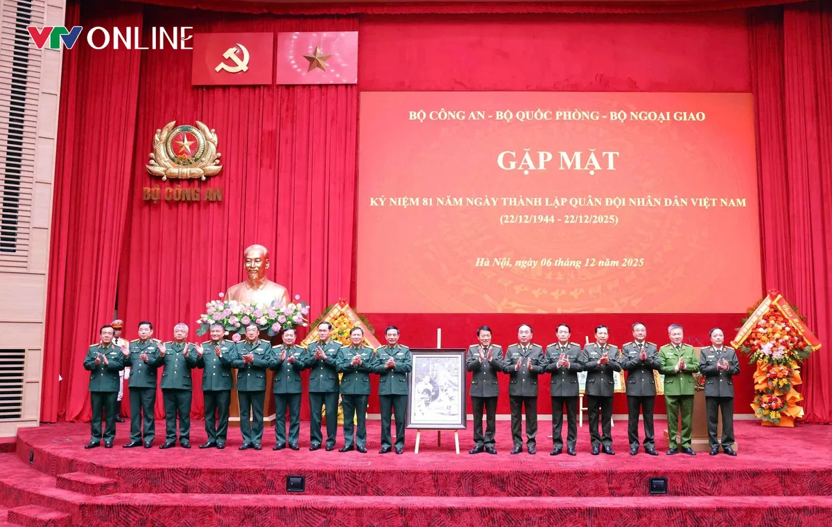 Lễ ký Quy chế phối hợp giữa Bộ Công an, Bộ Quốc phòng và Bộ Ngoại giao - Ảnh 6.