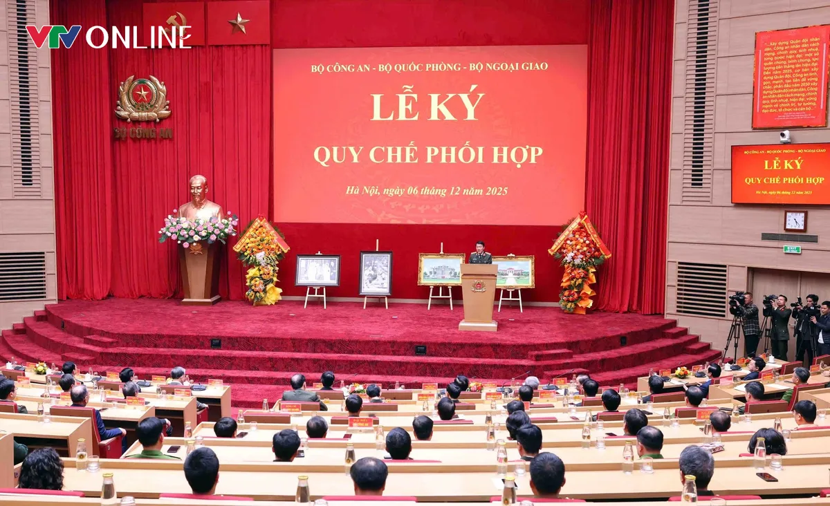 Lễ ký Quy chế phối hợp giữa Bộ Công an, Bộ Quốc phòng và Bộ Ngoại giao - Ảnh 2.