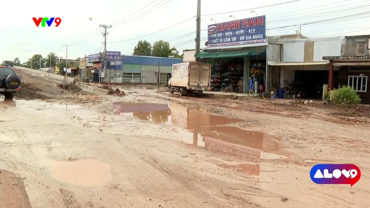 Alo V9 (06/12/2025): Đồng Nai khổ sở vì đường xuống cấp