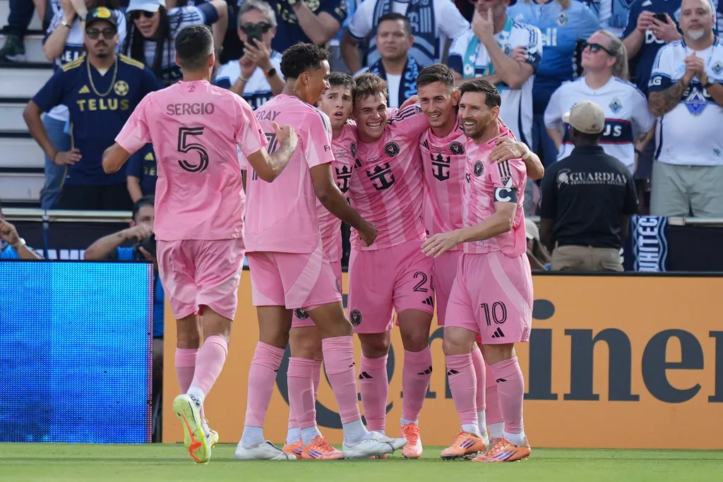 Messi lập cú đúp kiến tạo, Inter Miami lần đầu đăng quang MLS Cup- Ảnh 1.