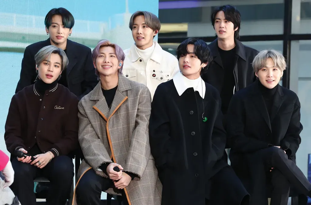 Trưởng nhóm BTS bất ngờ bị chỉ trích - Ảnh 1.