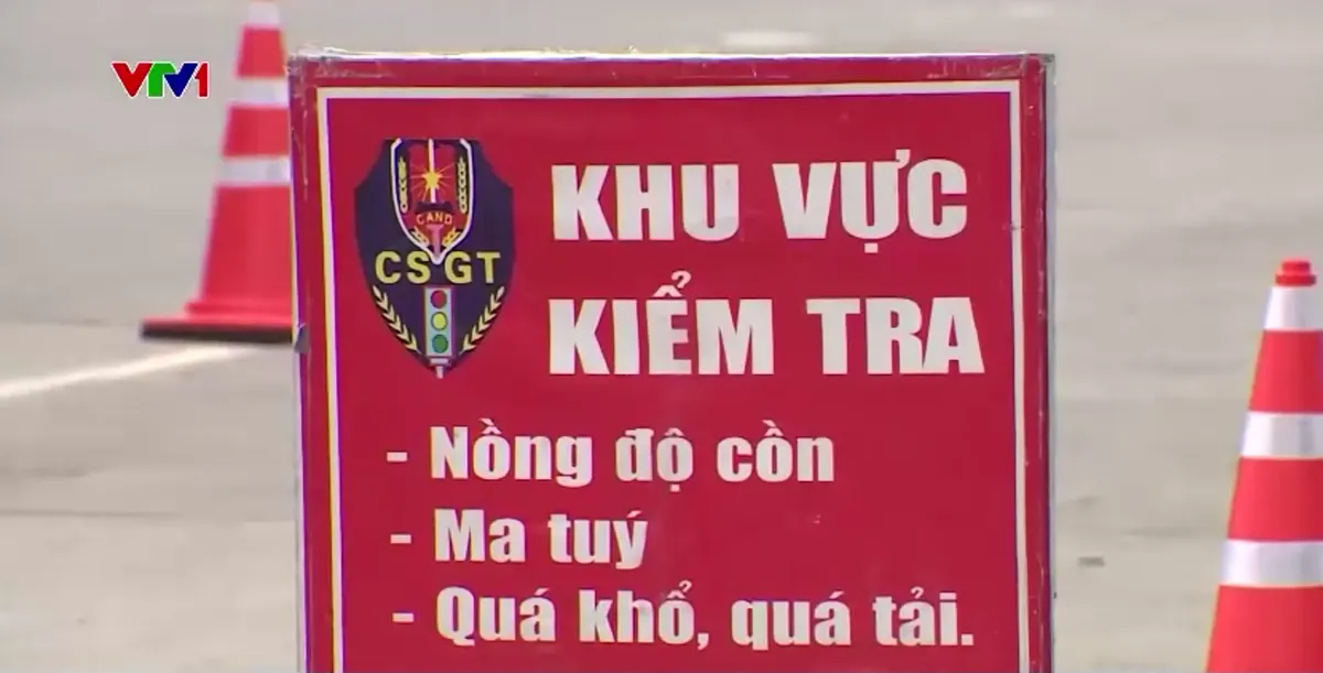 Kiểm soát triệt để lái xe uống rượu bia vào cao tốc - Ảnh 3.