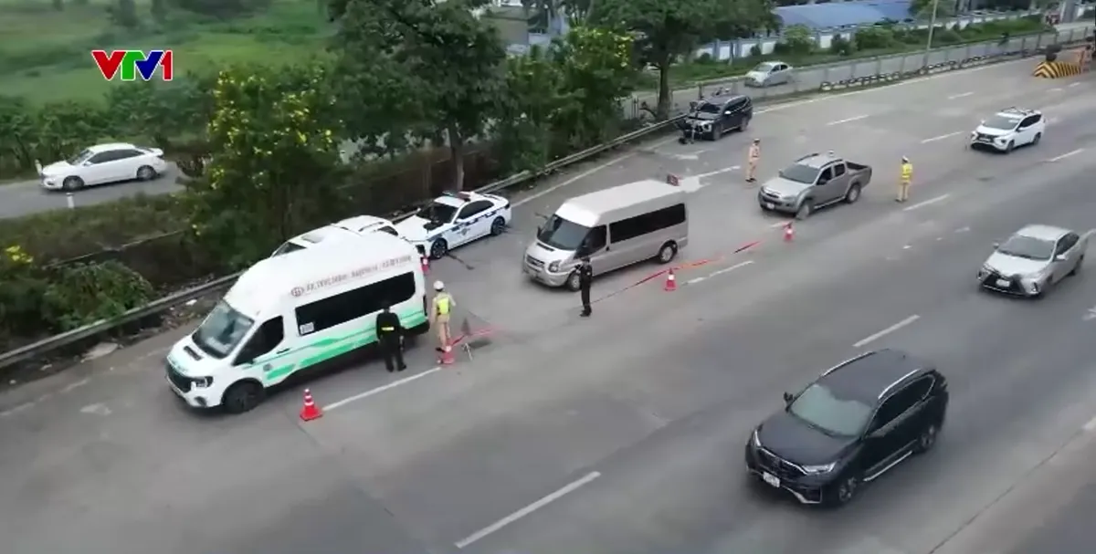 Kiểm soát triệt để lái xe uống rượu bia vào cao tốc - Ảnh 2.