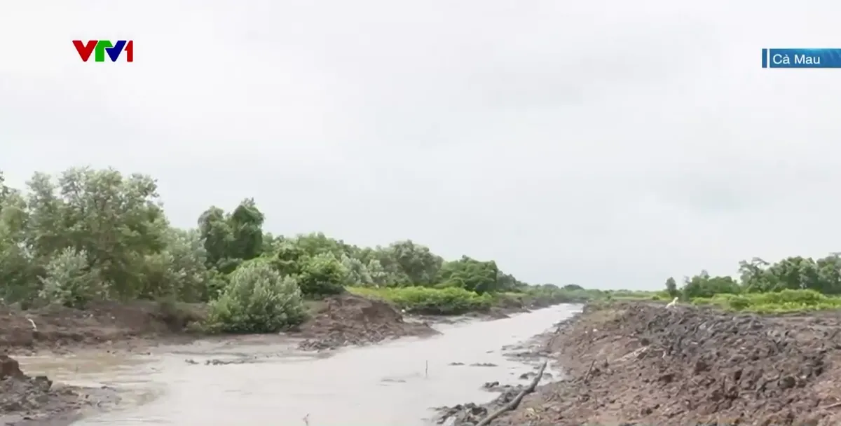 Người d&acirc;n khổ sở v&igrave; dự &aacute;n thi c&ocirc;ng dang dở - Ảnh 2.