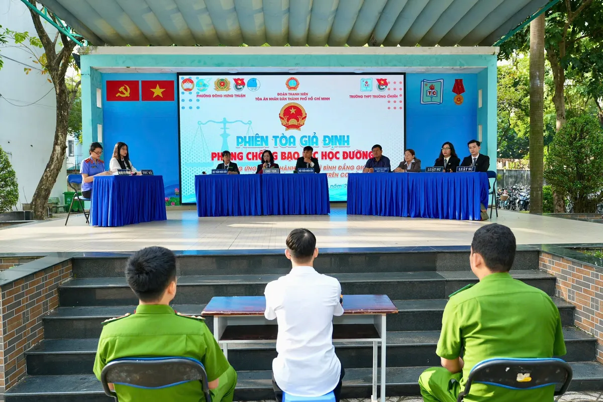 Công an TP Hồ Chí Minh tổ chức nhiều hoạt động cộng đồng dịp cuối tuần - Ảnh 1.