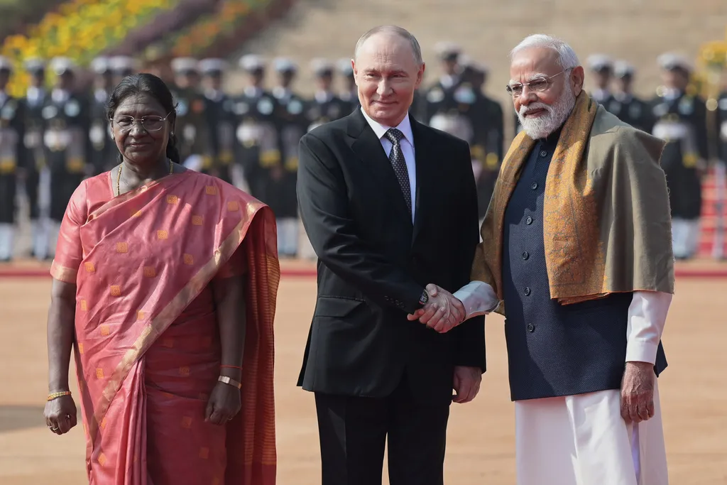Thông điệp ẩn sau cuộc gặp thượng đỉnh giữa Thủ tướng Modi và Tổng thống Putin- Ảnh 1. Thông điệp ẩn sau cuộc gặp thượng đỉnh giữa Thủ tướng Modi và Tổng thống Putin- Ảnh 1.