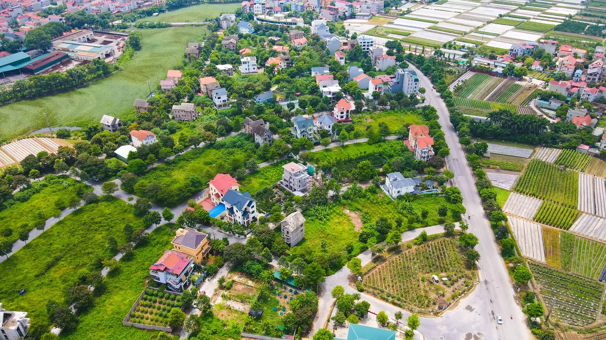 Thách thức cuối năm: Hơn 360.000 tỷ đồng vốn công chờ "cú hích" giải ngân- Ảnh 1. Thách thức cuối năm: Hơn 360.000 tỷ đồng vốn công chờ "cú hích" giải ngân- Ảnh 1.